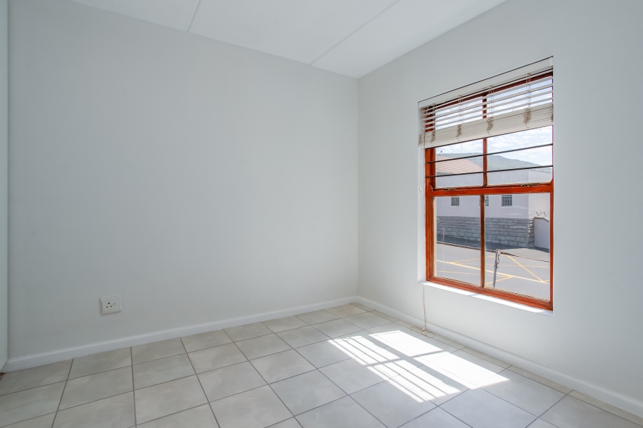 To Let 2 Bedroom Property for Rent in Paarl Central Western Cape